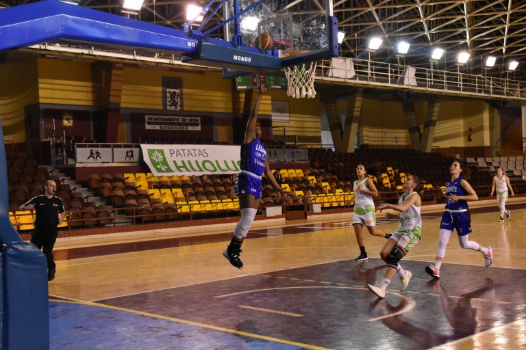 Baloncesto | Victoria para las chicas en León