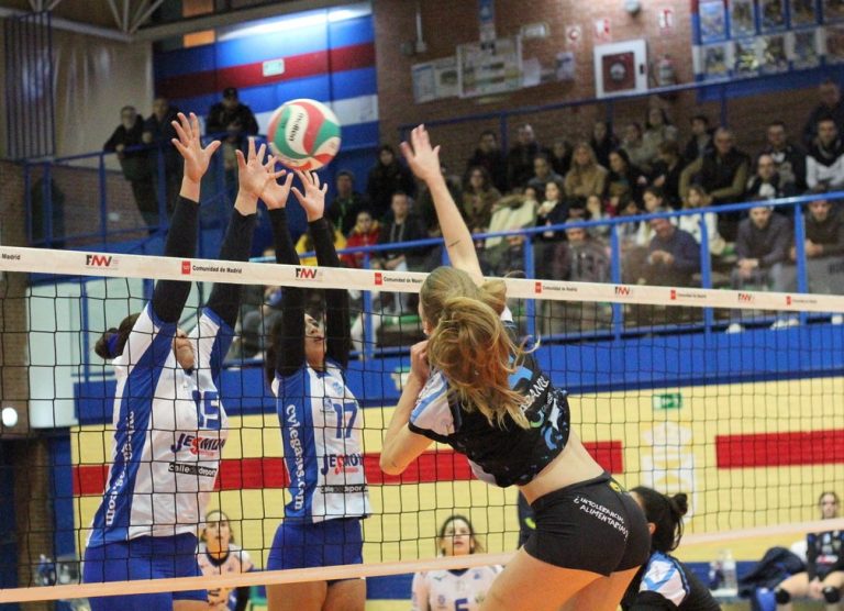 Voleibol | Las chicas del Leganés se mantienen invictas en casa