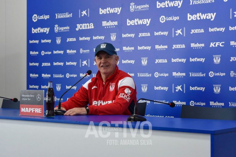 Fútbol | Aguirre: «Fuimos todo lo afortunados que podíamos ser hacia el área rival»
