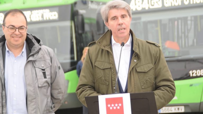 Buena acogida de las paradas a demanda en el transporte nocturno