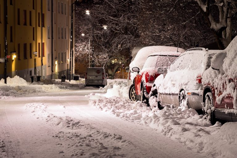 Previsiones de nevadas en la Comunidad instan a los trabajadores a extremar la precaución