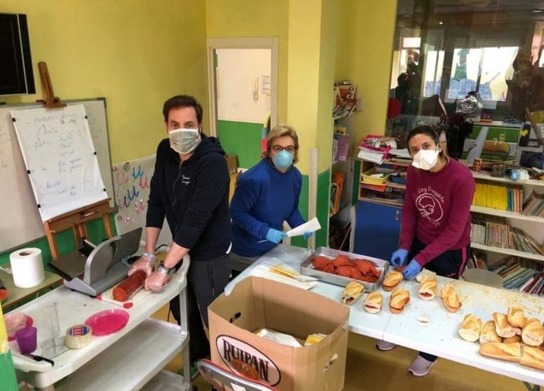 Entregan 1200 bocadillos a los sanitarios del Hospital Severo Ochoa de Leganés