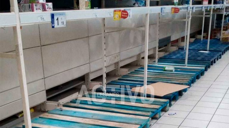 Trabajadores de los supermercados piden acudir escalonadamente a comprar