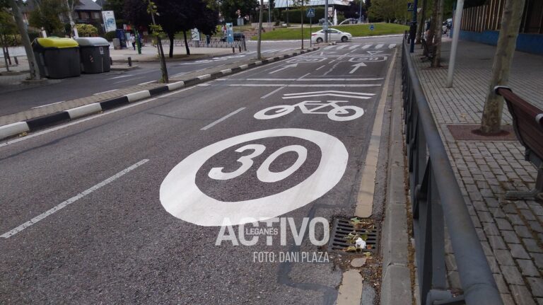 El Ayuntamiento define itinerarios para llegar en bici desde las estaciones de MetroSur y Cercanías a los 9 polígonos de la ciudad