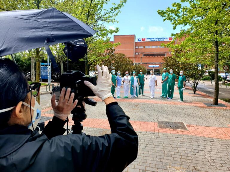 Los héroes del Hospital Severo Ochoa, captados por la Premio Nacional de Fotografía Isabel Muñoz