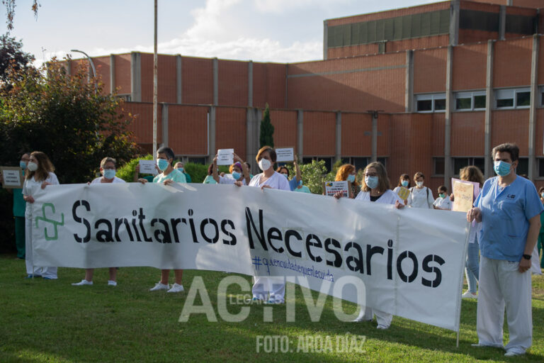 Sanitarios de Leganés reivindican su «esfuerzo descomunal» en la lucha contra el virus