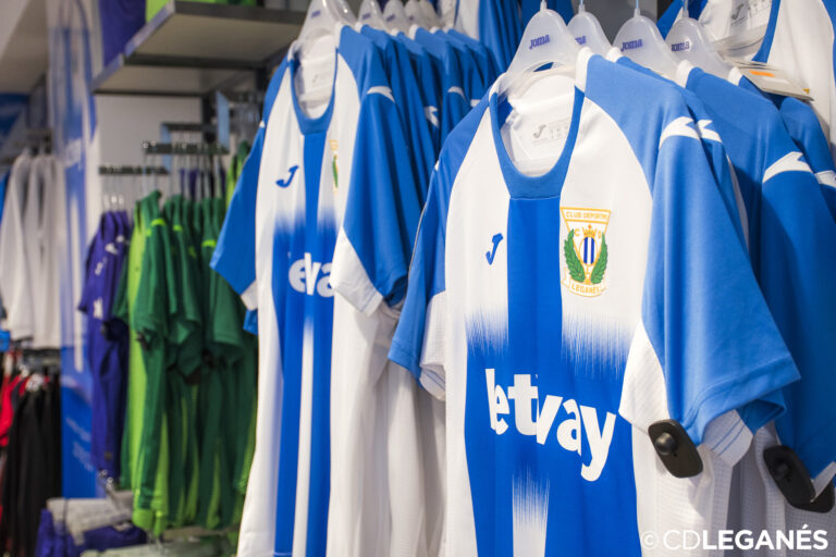 Fútbol | Joma seguirá vistiendo al CD Leganés hasta 2022