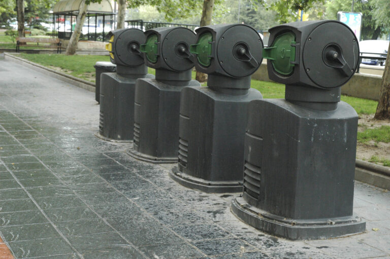 Leganés paralizará la recogida de basura neumática de Zarzaquemada ‘temporalmente’