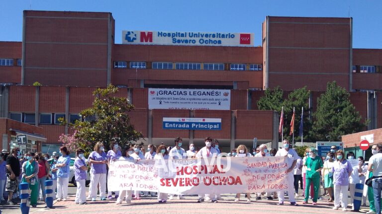 Sanitarios del Hospital Severo Ochoa agradecen el apoyo a los vecinos de Leganés durante la pandemia