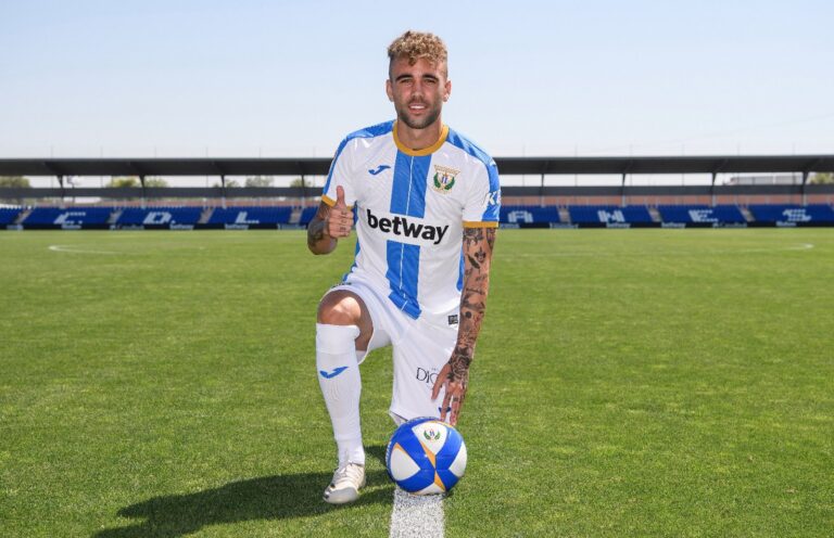 Fútbol | Róber Ibáñez regresa al Leganés: «Quería volver a disfrutar del fútbol»