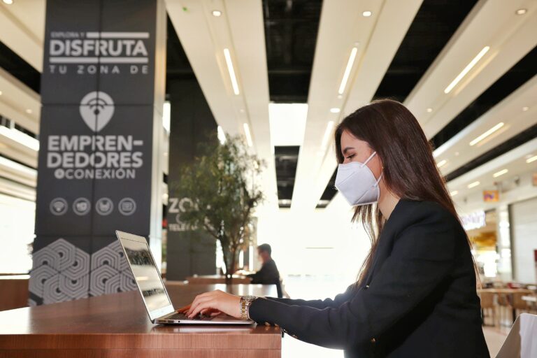 Sambil Outlet facilita un espacio de coworking para el teletrabajo
