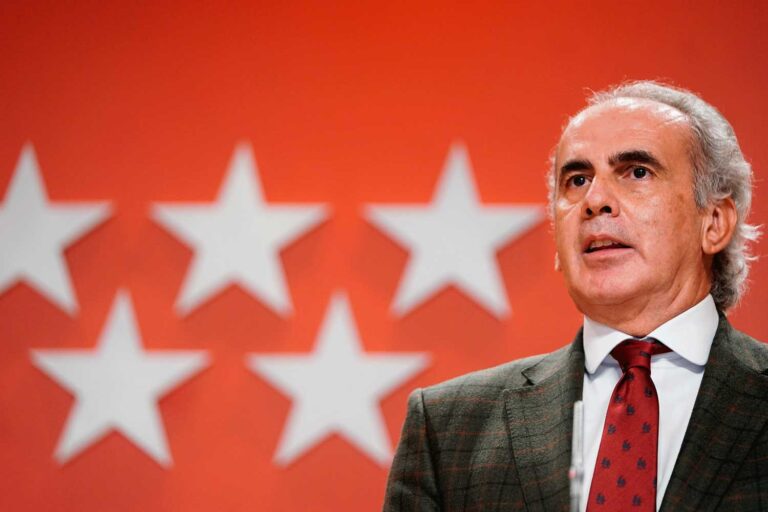 Enrique Ruiz Escudero: «Esta quinta ola es fruto de la falta de vacunas» Enrique Ruiz Escudero: «Esta quinta ola es fruto de la falta de vacunas»