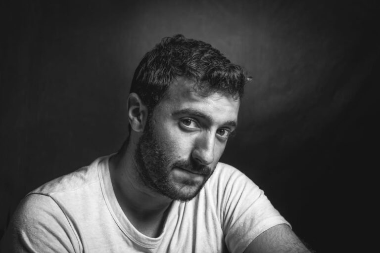 Historias Insignificantes, la sobrenatural novela de Diego Ruiz
