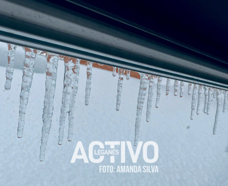 ¿Qué hacer con la nieve y el hielo de los balcones?