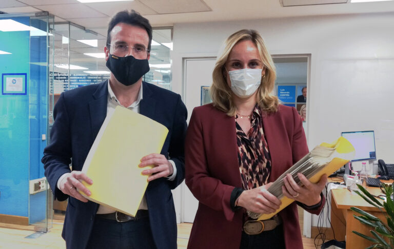El PP de Leganés recoge más de mil firmas en apoyo a la Policía y Guardia Civil