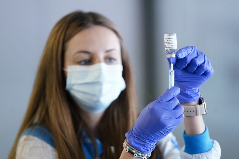 La Comunidad de Madrid abre la cita previa para las vacunas contra la bronquiolitis