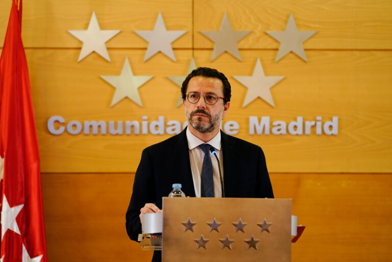La Comunidad de Madrid convoca 900 millones en ayudas directas para empresas y autónomos