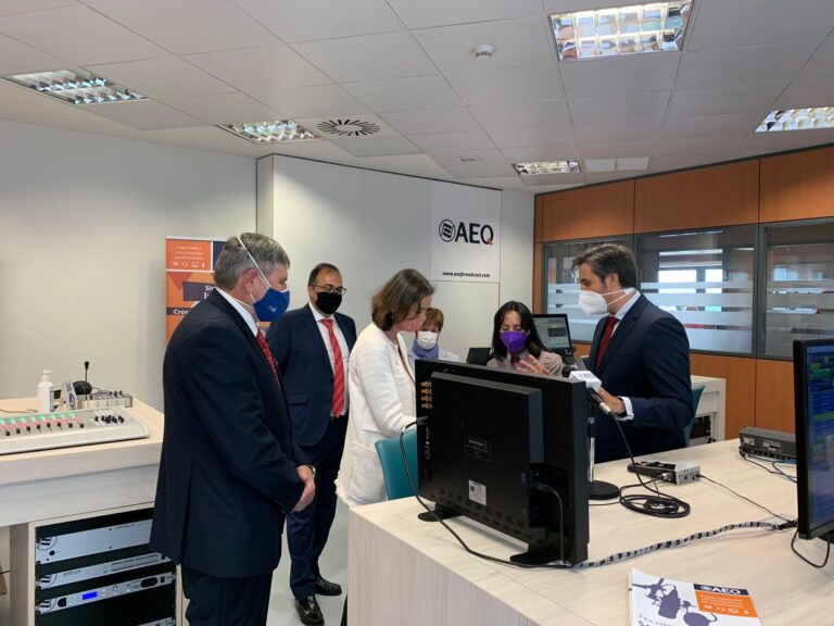 La Ministra de Industria Reyes Maroto visita Legatec: «un polo de atracción, innovación y talento»