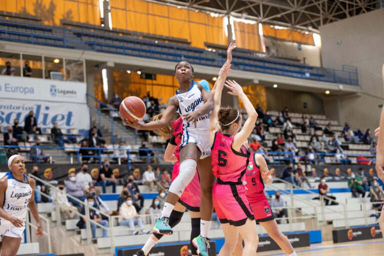 Baloncesto | Imane Tate se queda: renueva por una temporada