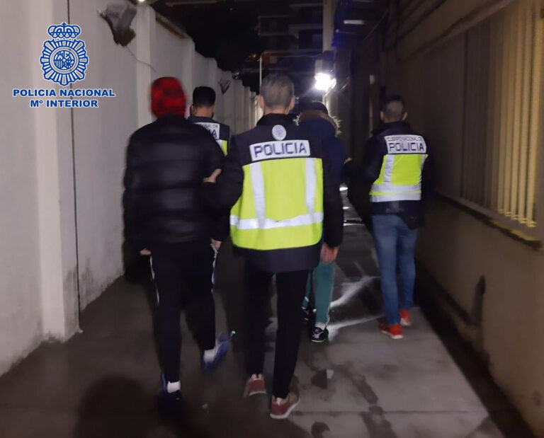 Empresas de Leganés explotaban trabajadores ilegales procedentes de las cundas de Plaza Elíptica
