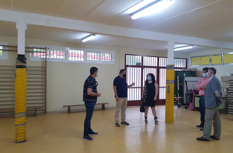 Leganés adjudica las obras para el cambio de ventanas y persianas de seis colegios