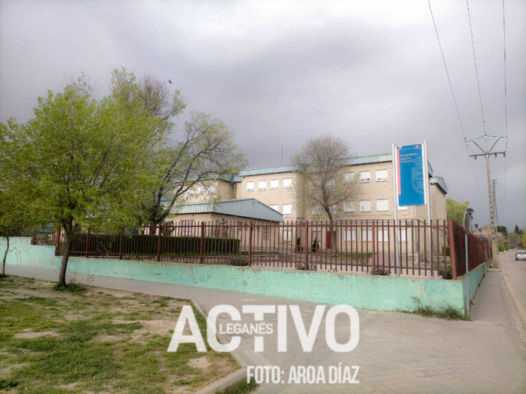 El alcalde de Leganés habla sobre los botellones frente al CEIP Miguel de Cervantes
