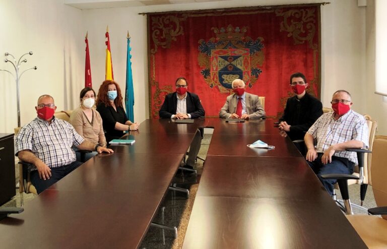 El Ayuntamiento de Leganés suscribe el convenio con Cáritas Diocesana