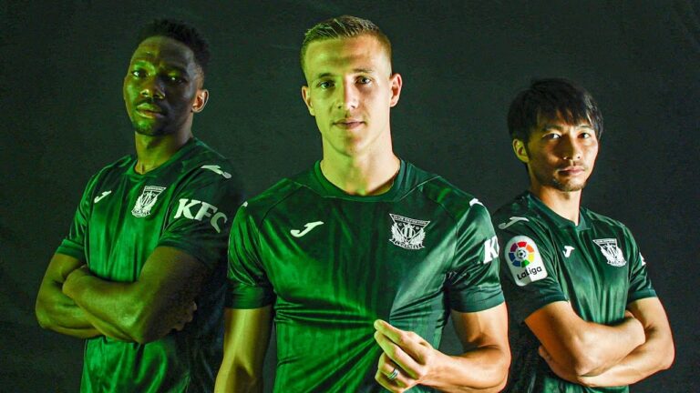 Fútbol | El CD Leganés presenta su equipación más ‘pepinera’
