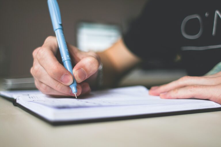 El atípico concurso de escritura de Leganés: premian el peor relato