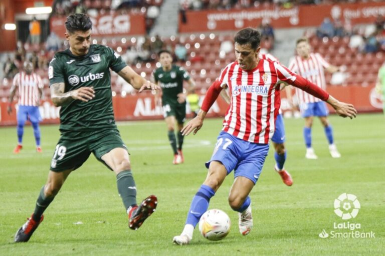 Fútbol | El CD Leganés vuelve de Gijón con las manos vacías