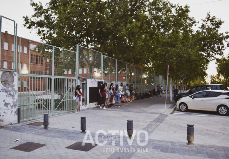 Madrid publica las vacantes en FP superior horas más tarde de que empiece el plazo