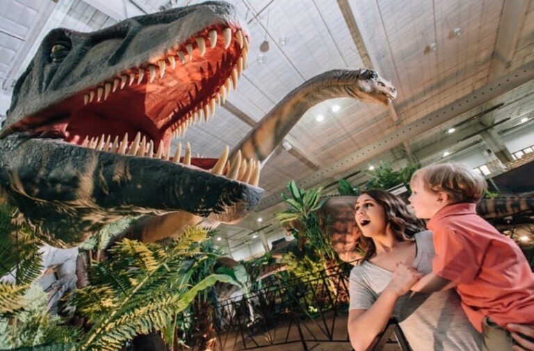 Dinosaurs Tour, la mayor exposición de dinosaurios animatrónicos, llega a Leganés