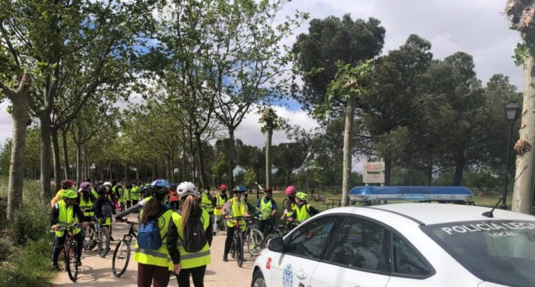 Condecorados dos agentes de Policía Local de Leganés de educación vial