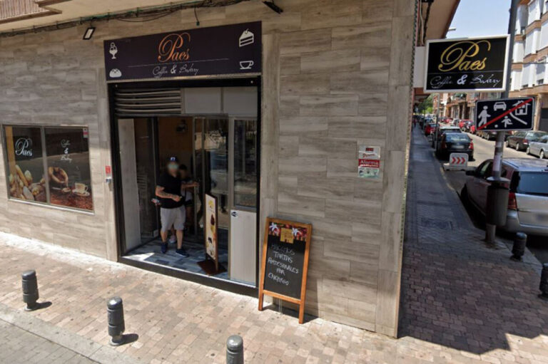 Detienen a un portugués y un norteamericano por robo con fuga en una pastelería