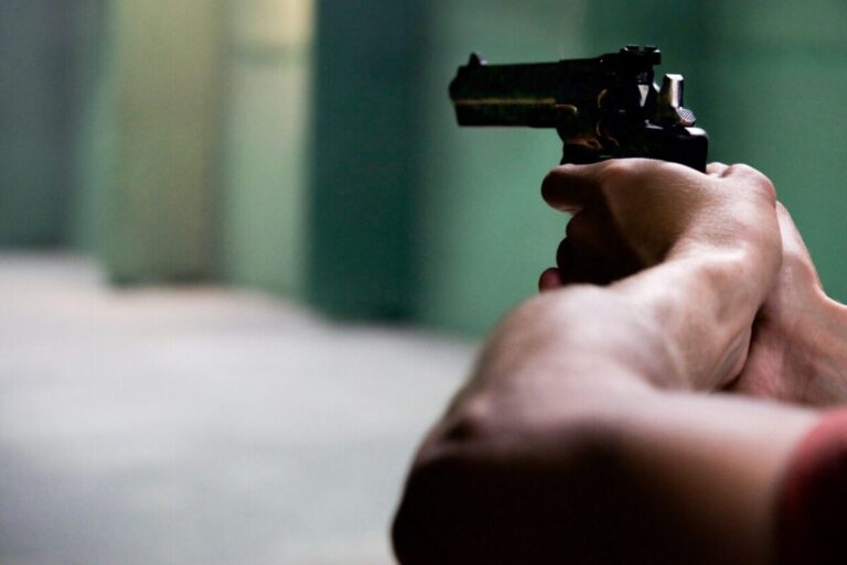 Detenido por disparar a la calle desde su balcón y amenazar a dos policías en Leganés