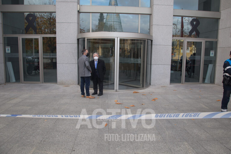 El alcalde de Leganés acordona el primer Pleno con público postCOVID