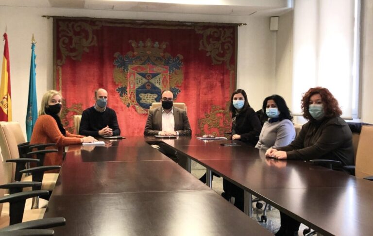 El Ayuntamiento y Aldeas Infantiles SOS renuevan su convenio de acogida