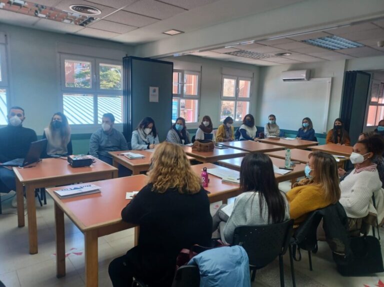 La Mesa de Empleo de Leganés expone sus líneas de actuación para 2022