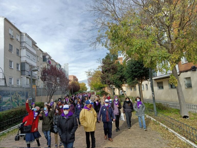 Leganés camina contra el Cáncer en una marcha solidaria