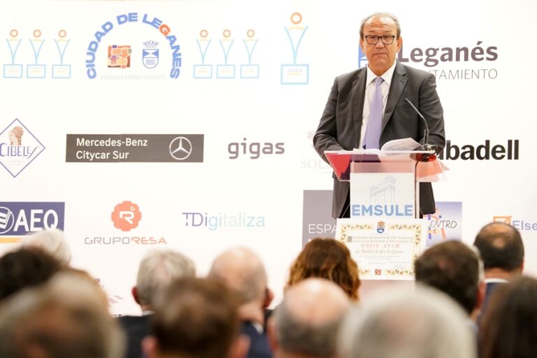 EMSULE certifica el patrocinio de los Premio UNELE en sus cuentas