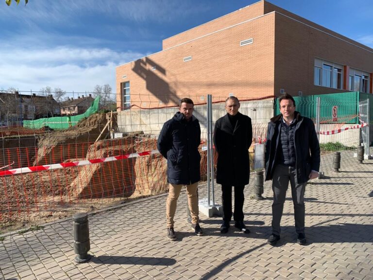 Visitan las obras de ampliación del CEIP Gabriela Morreale de Leganés