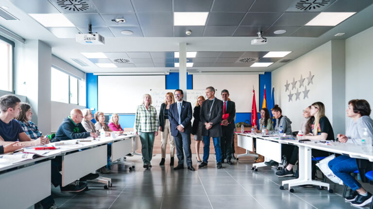 Leganés ofrece clases de español para refugiados ucranianos