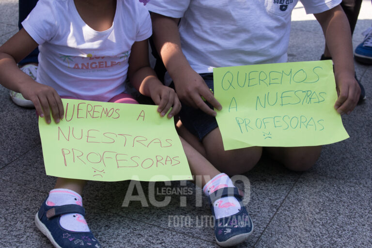 El alcalde promete al alumnado del E.I. El Rincón nuevos profesores