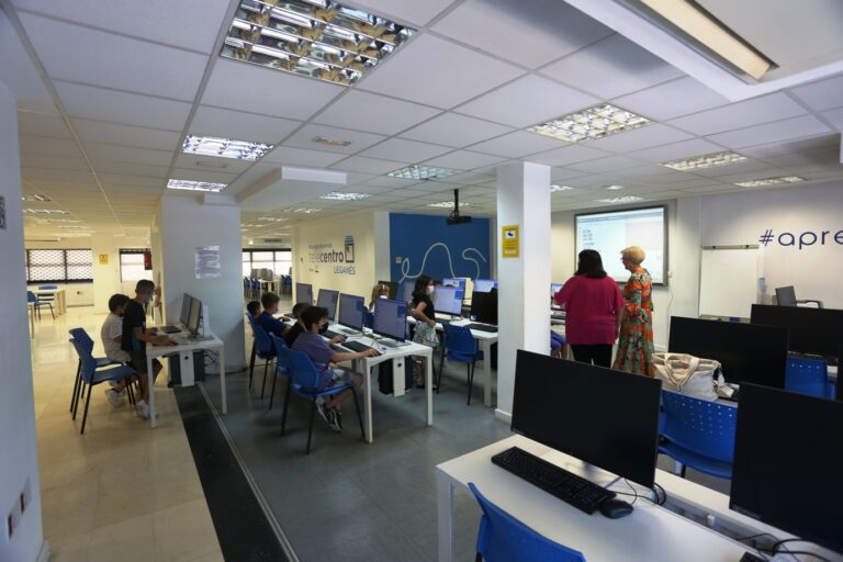 Leganés prepara talleres de tecnología a los jóvenes por Navidad