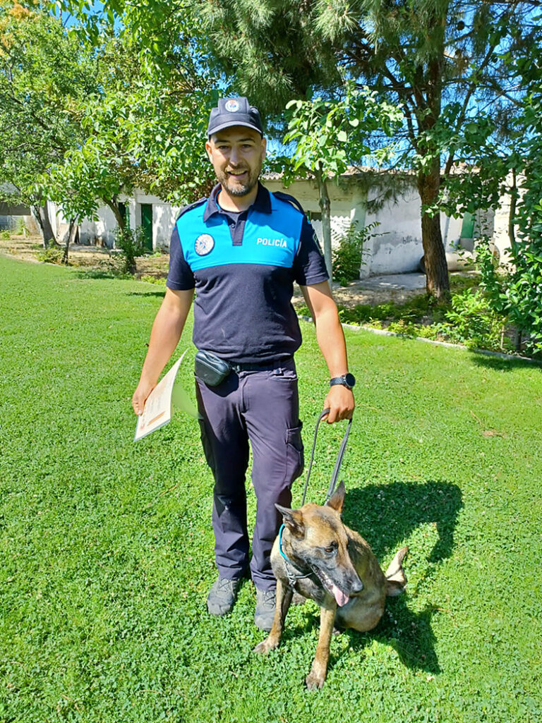 Lola, la nueva agente canina de la Policía Local de Leganés