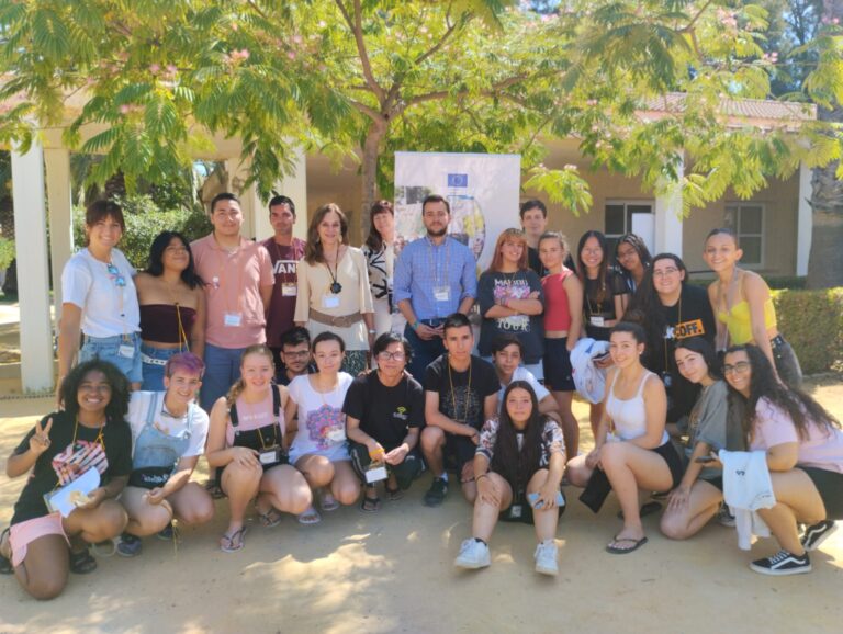 3 leganenses participan en el I Encuentro de Corresponsales Juveniles