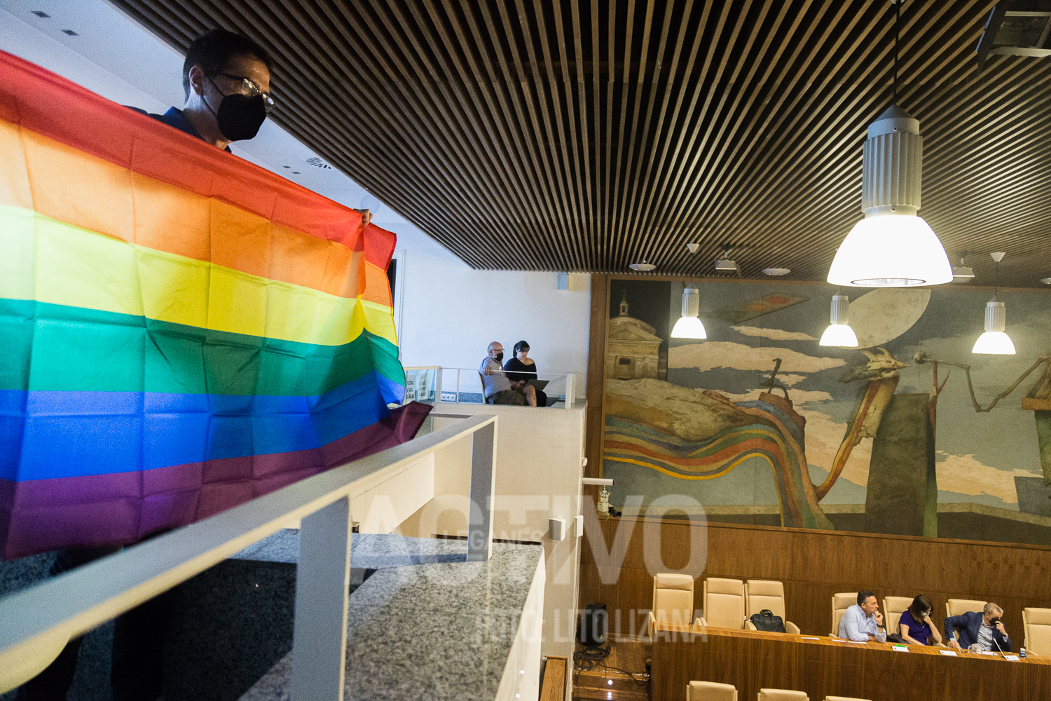 lgtb+ manifiesto igualdad bandera
