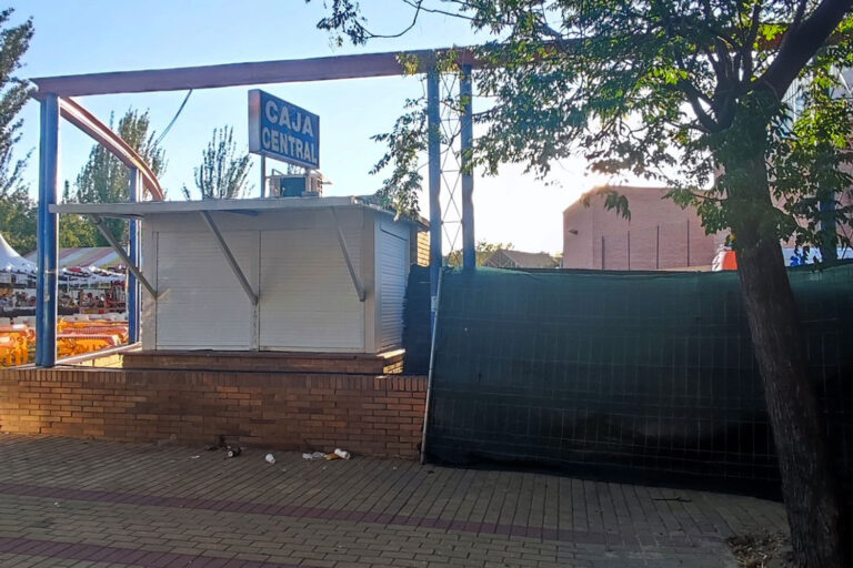Podemos Leganés denuncia la falta de un Punto Violeta en la feria