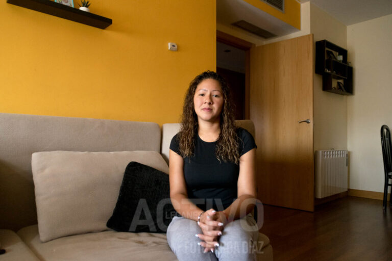 Con dos trabajos, tres hijos y sin acceso a una vivienda digna