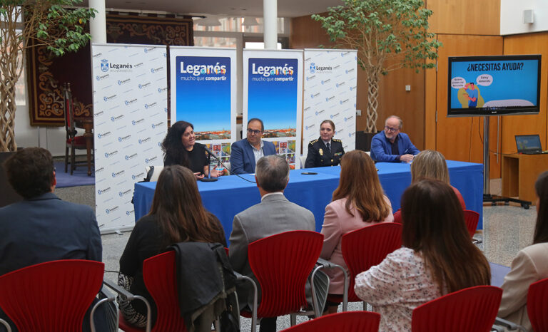La Policía de Leganés facilitará la atención a personas con discapacidad intelectual y del desarrollo